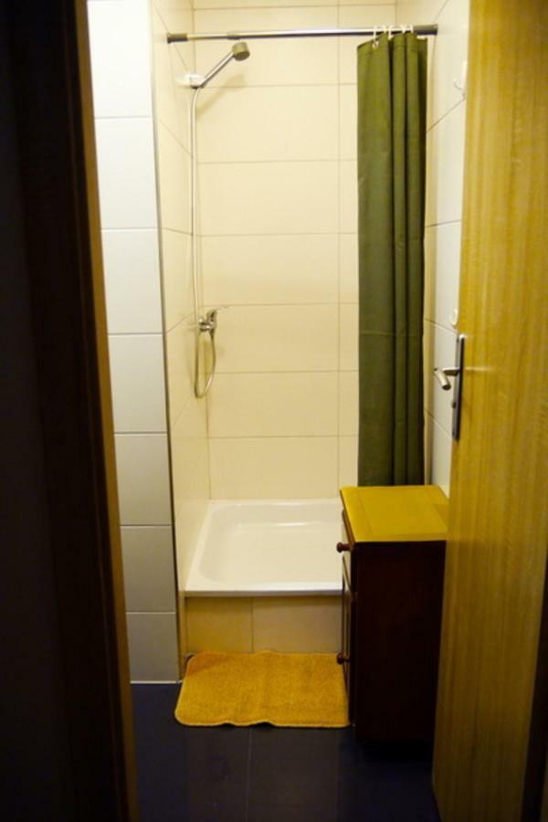 Two Bedrooms Apartment With Two Bathrooms Lviv Kültér fotó